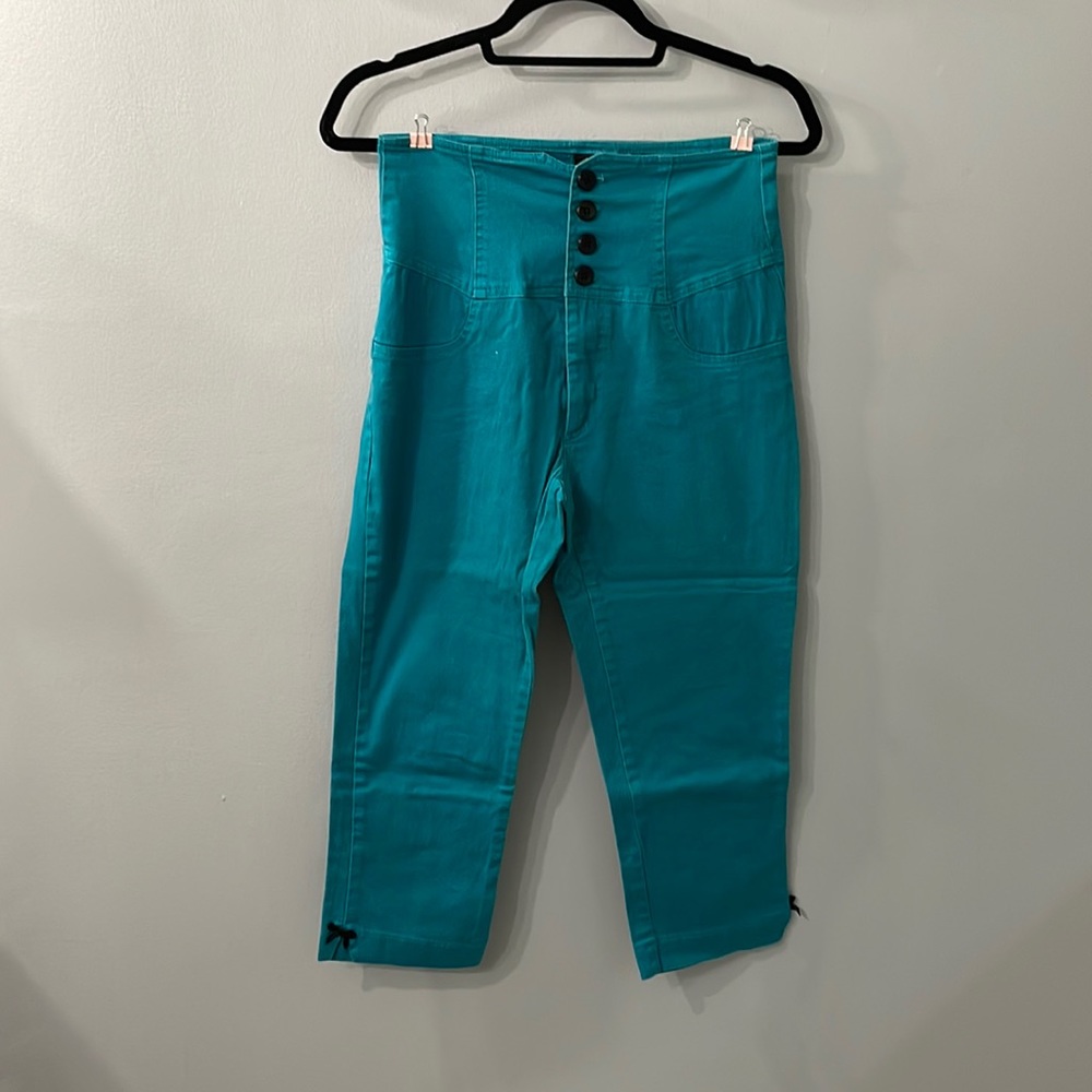 Rock Steady clothing Teal Anchor Capris